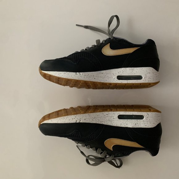 nike air max black with gold swoosh